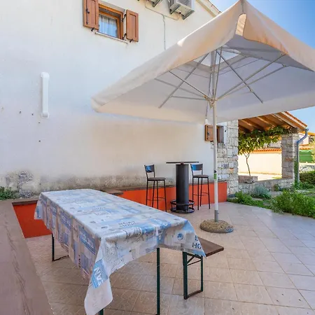 Vakantiehuis In Egoti I With Private Pool Segotici